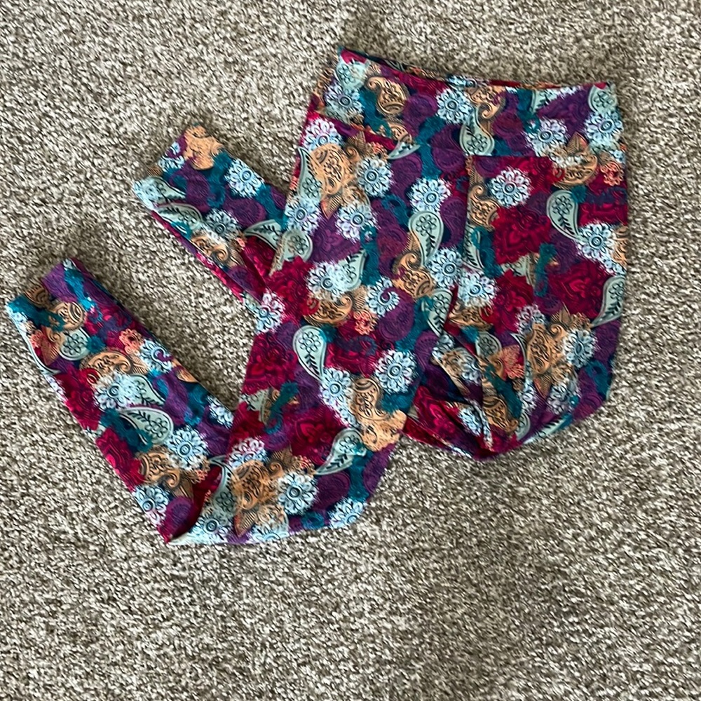 LuLaRoe one size rainbow paisley leggings